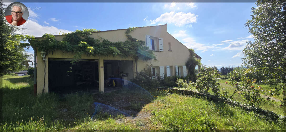 Maison à SAINT-MICHEL-DE-CHABRILLANOUX