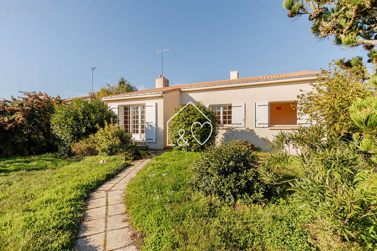 Maison à VENANSAULT