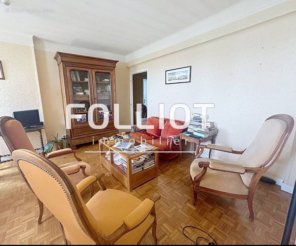 Appartement à COUTANCES
