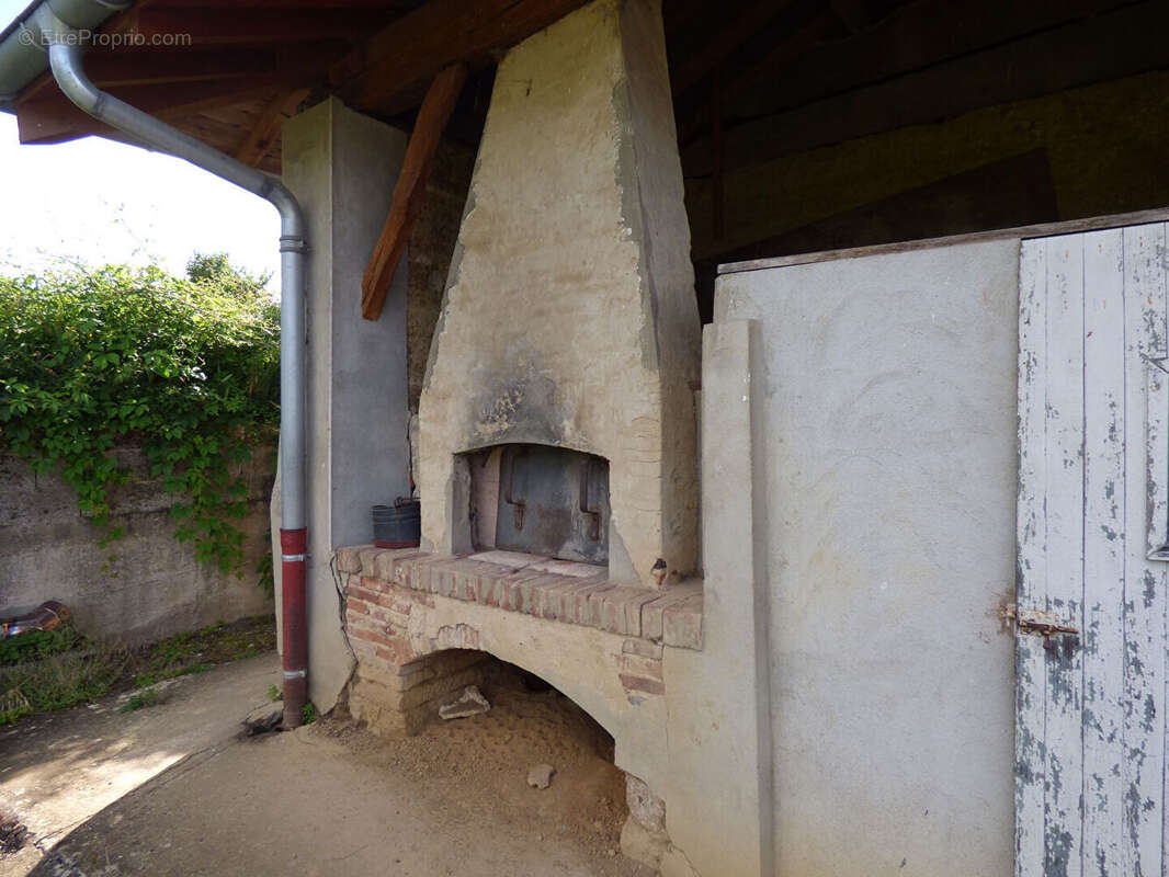 Maison rénovée 131 m² ?4 chambres, dépendances,3 117 m² de terrain - photo 13