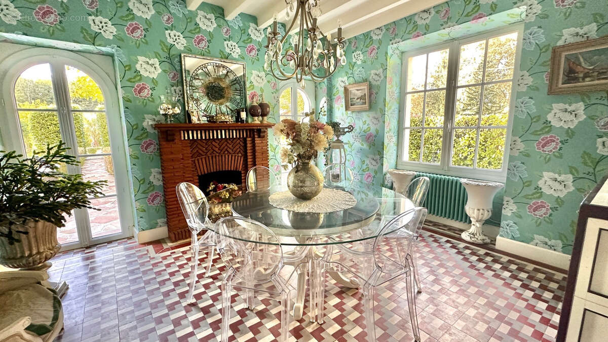 Maison à ROQUEFORT