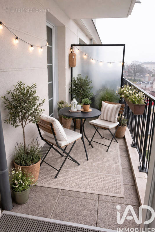 Photo 1 - Appartement à LE BLANC-MESNIL