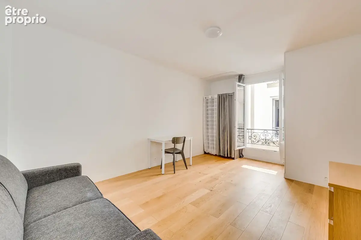 Appartement Paris 1 pièce 24 m2 ( possible 2 pièces ) - photo 4
