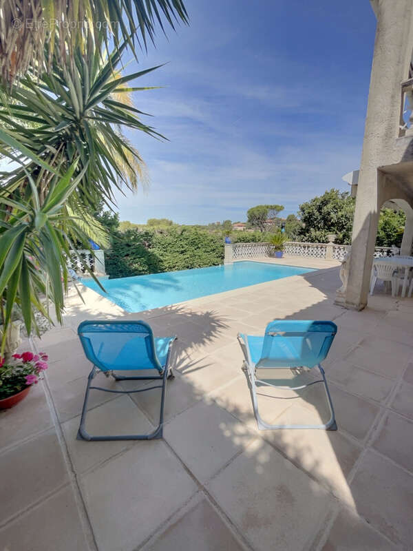 Maison à SAINT-RAPHAEL