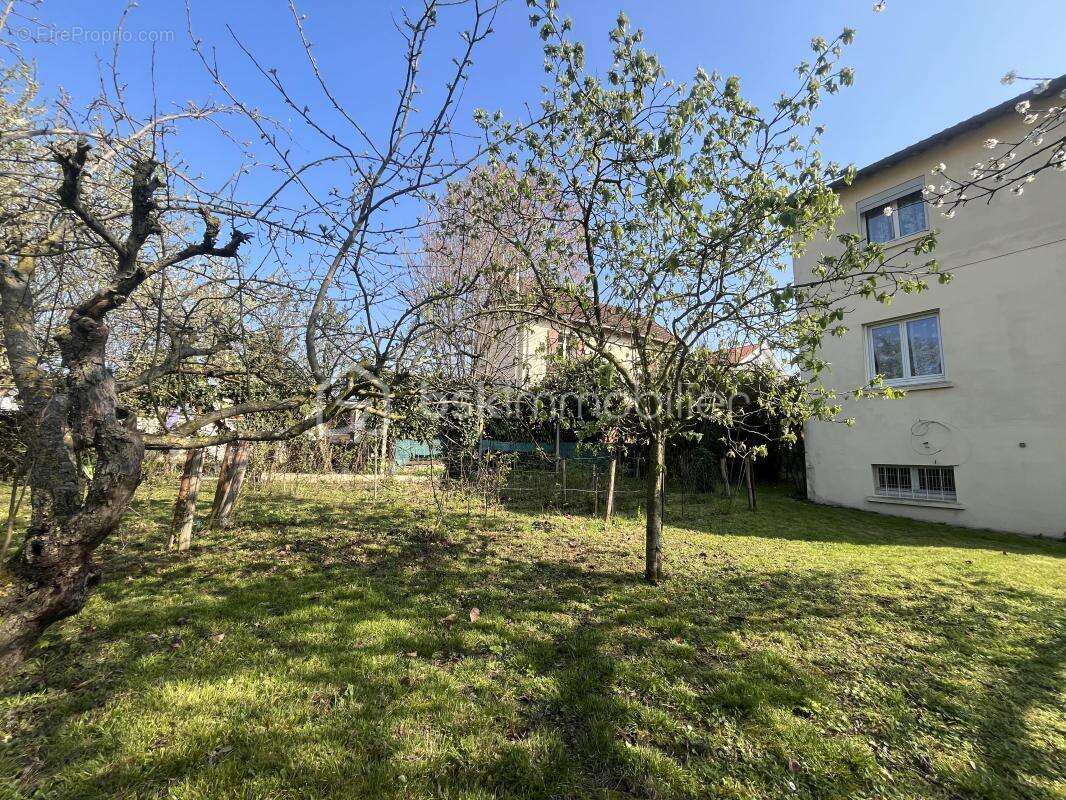 Maison familiale de 150m2 sur un terrain de 930m2 - photo 27