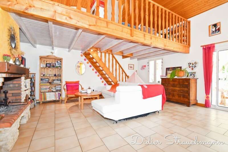 Maison à AIGREFEUILLE-D&#039;AUNIS