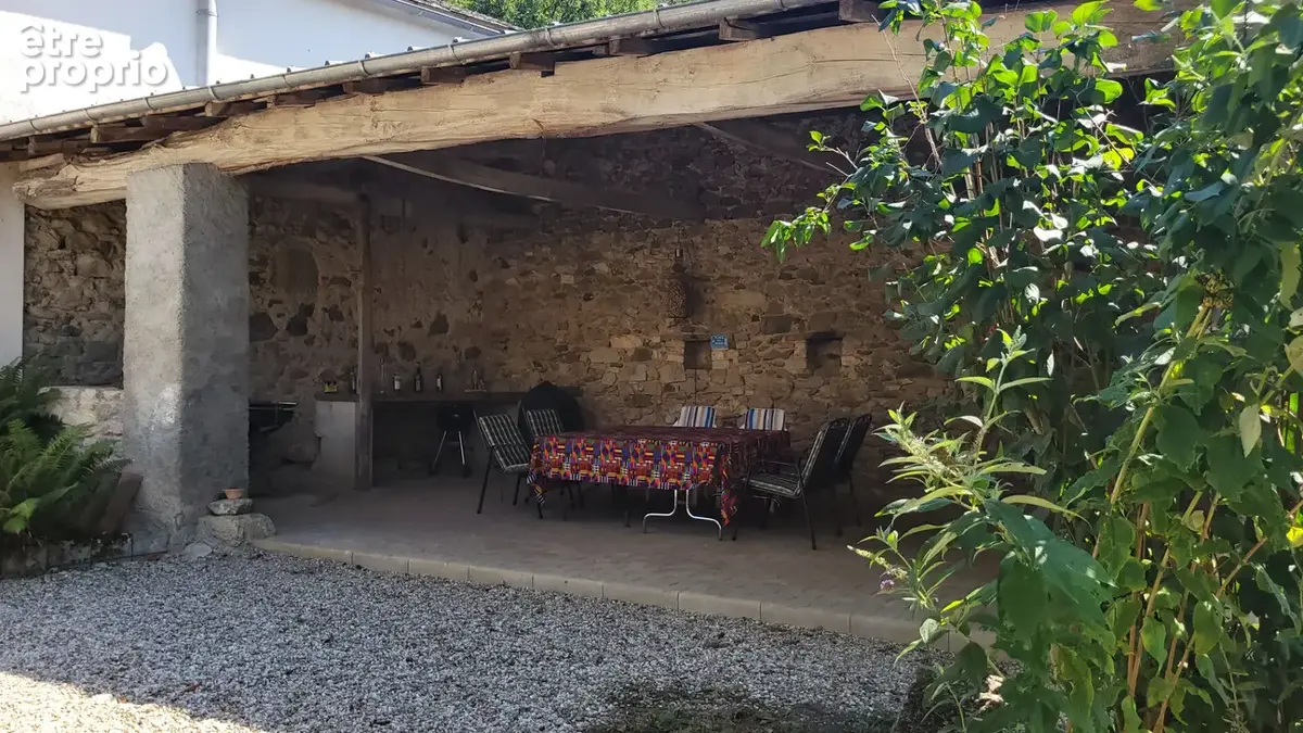 Propriété de caractère avec dépendances et piscine à Villefranche-de-Rouergue - photo 17