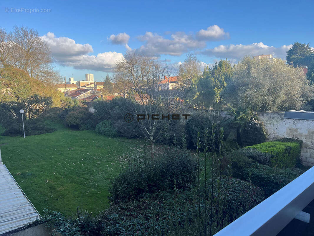 Appartement à LE BOUSCAT