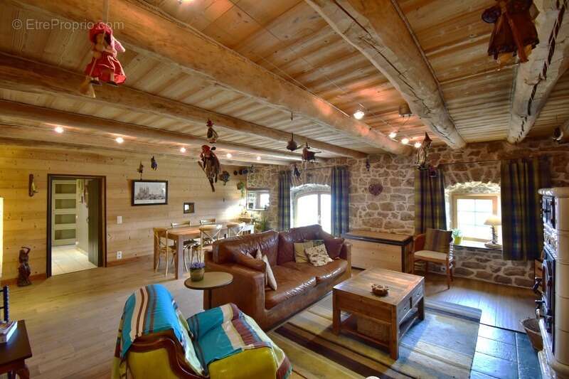 Maison à SAINT-JEURE-D'ANDAURE