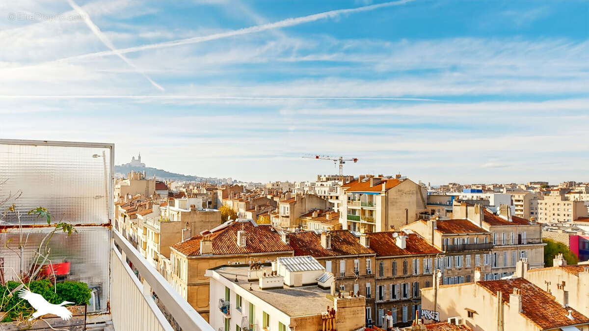 Appartement à MARSEILLE-5E