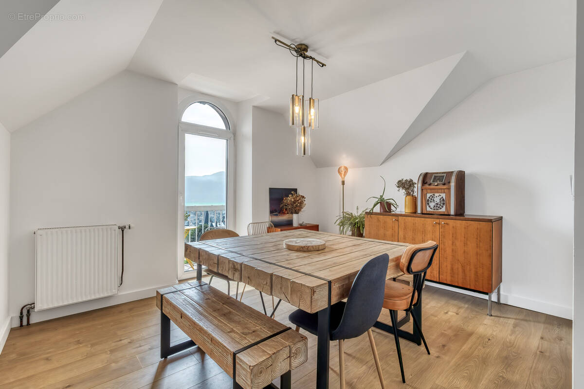 Appartement à AIX-LES-BAINS