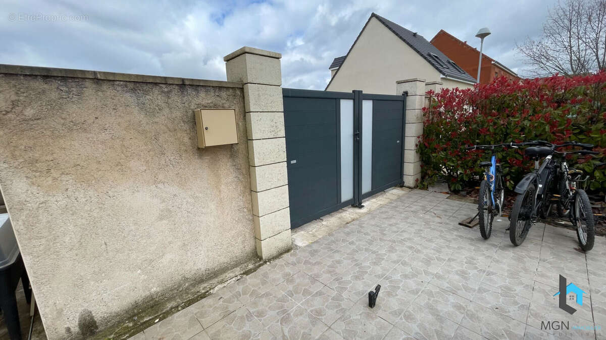 Maison à BONNEVAL
