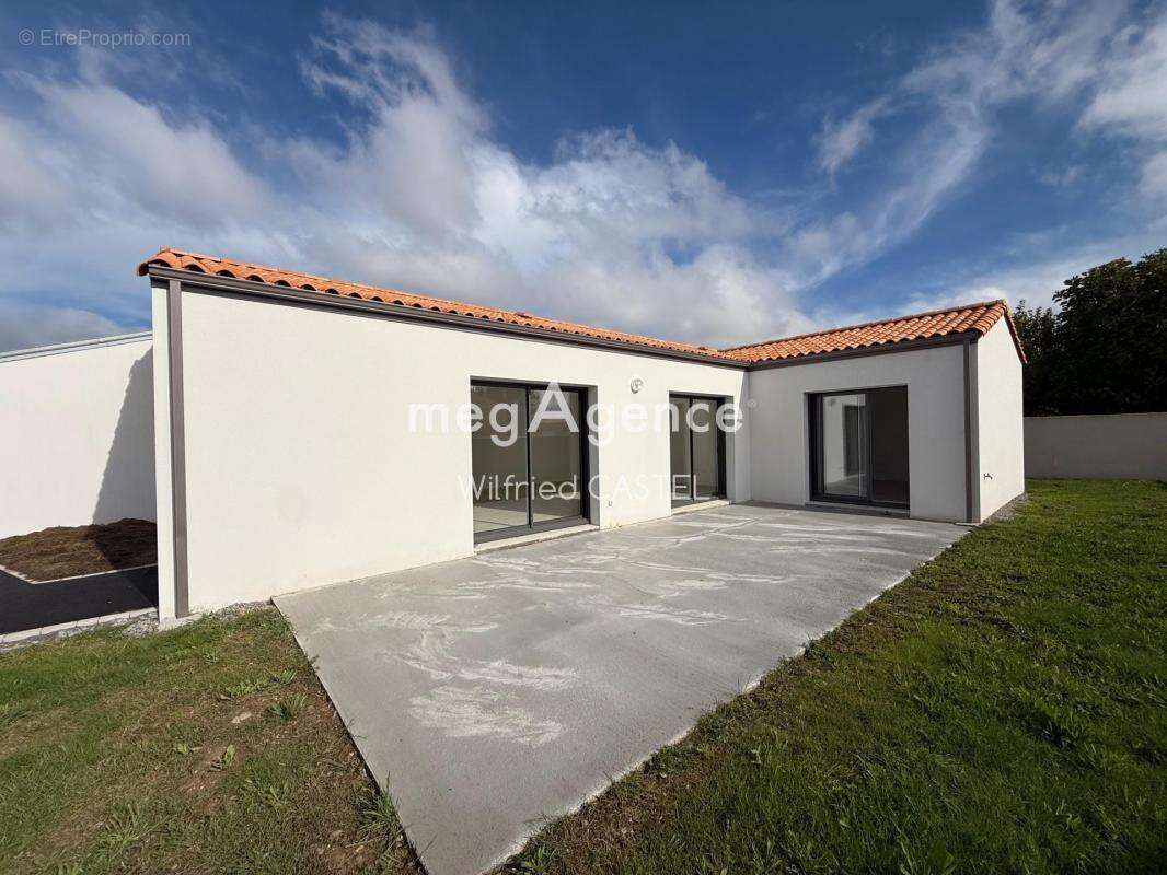 Maison à SAINT-HILAIRE-DE-RIEZ