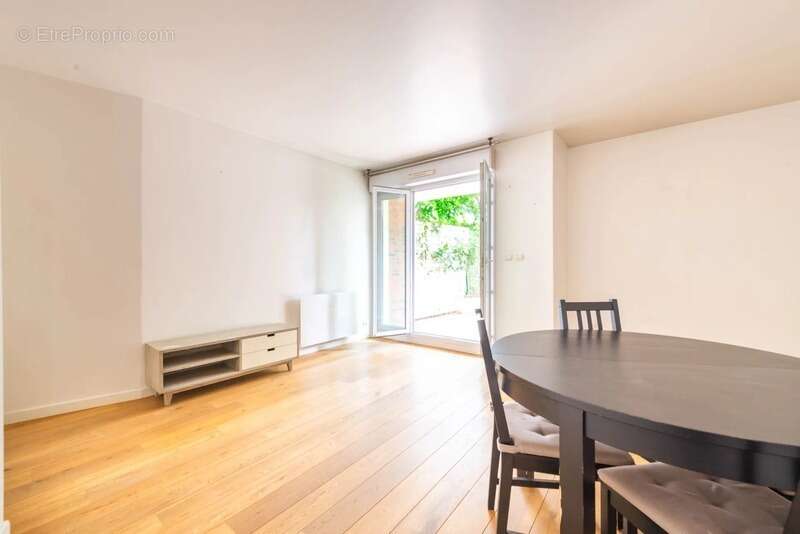 Appartement à SURESNES