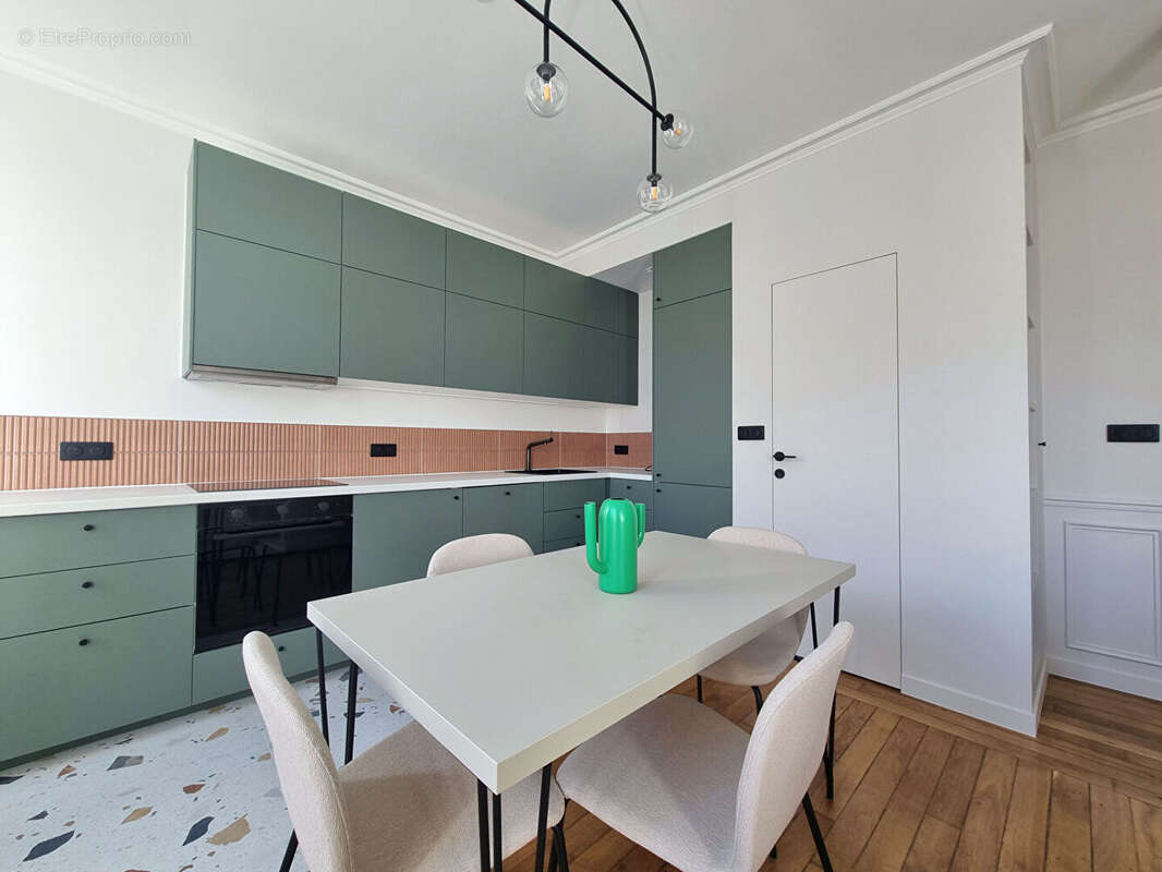 Appartement à FONTENAY-SOUS-BOIS