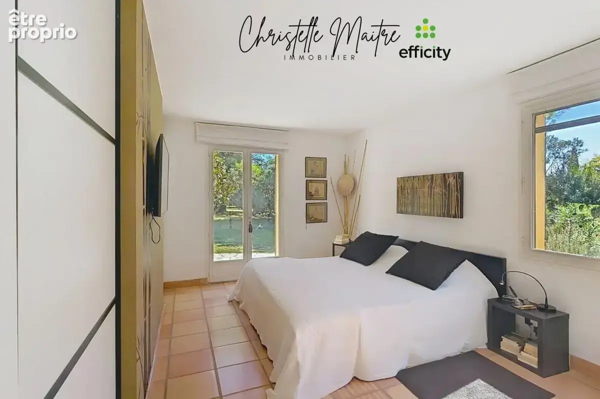 Maison 7 pièces 220 m² à vendre à Arles (13200) - photo 10