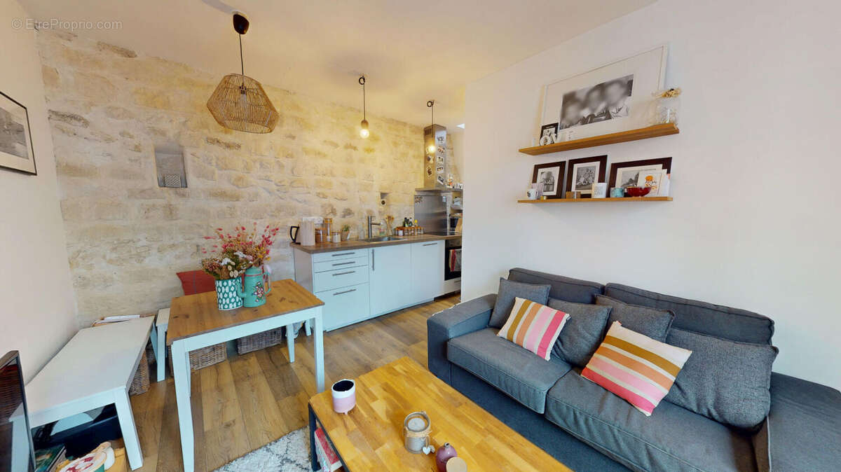 Appartement à PARIS-11E