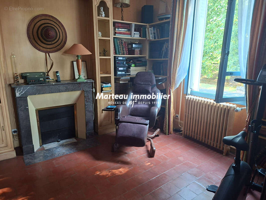 Maison Mayet 9 pièce(s) 292 m2 - photo 3