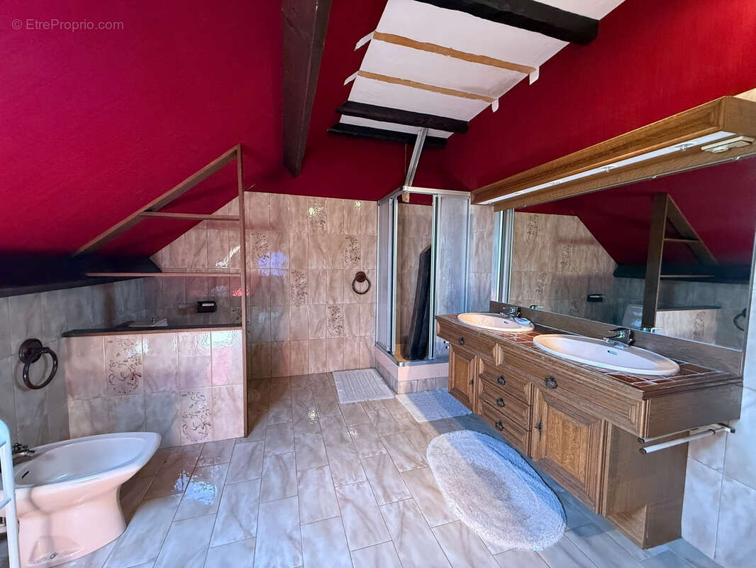 Pavillon familial avec vie de plain-pied, sous-sol total et beau jardin   Toury - photo 7