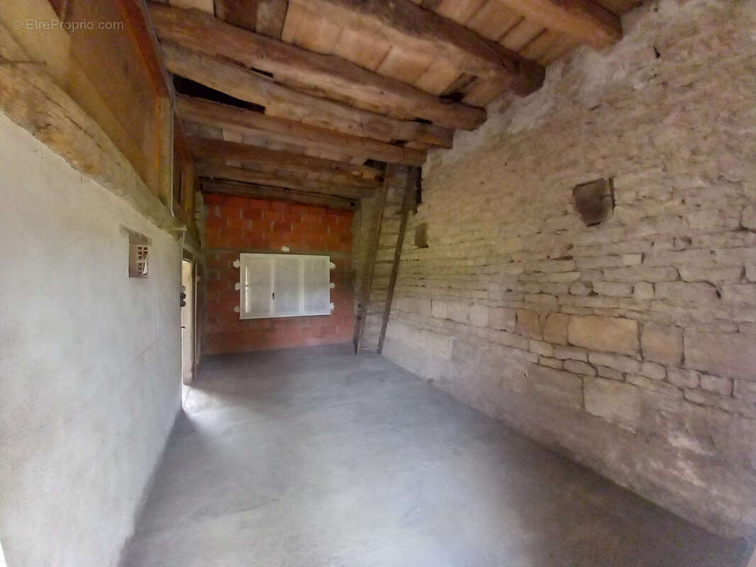 Maison à BICHES
