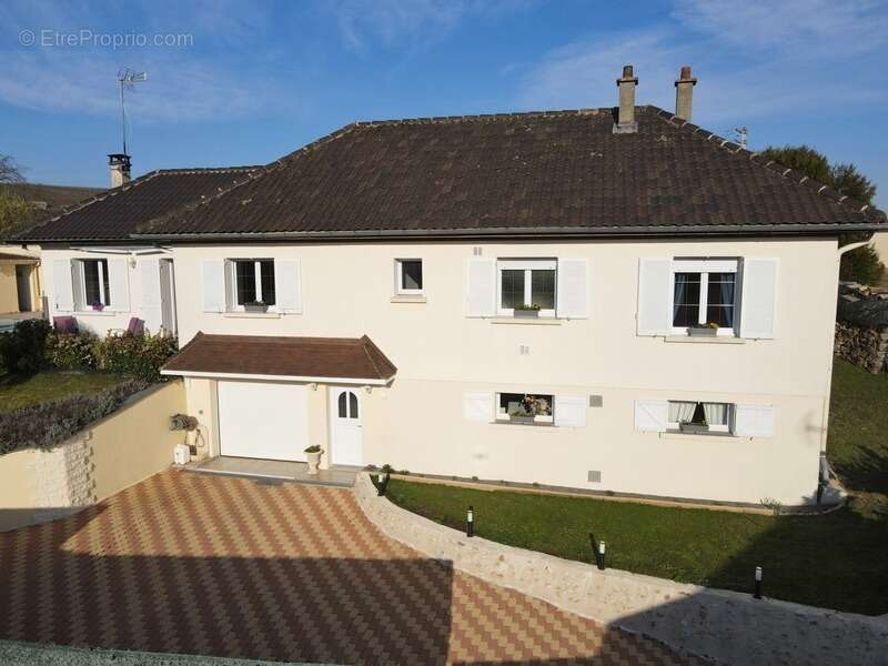 Maison à FEREBRIANGES