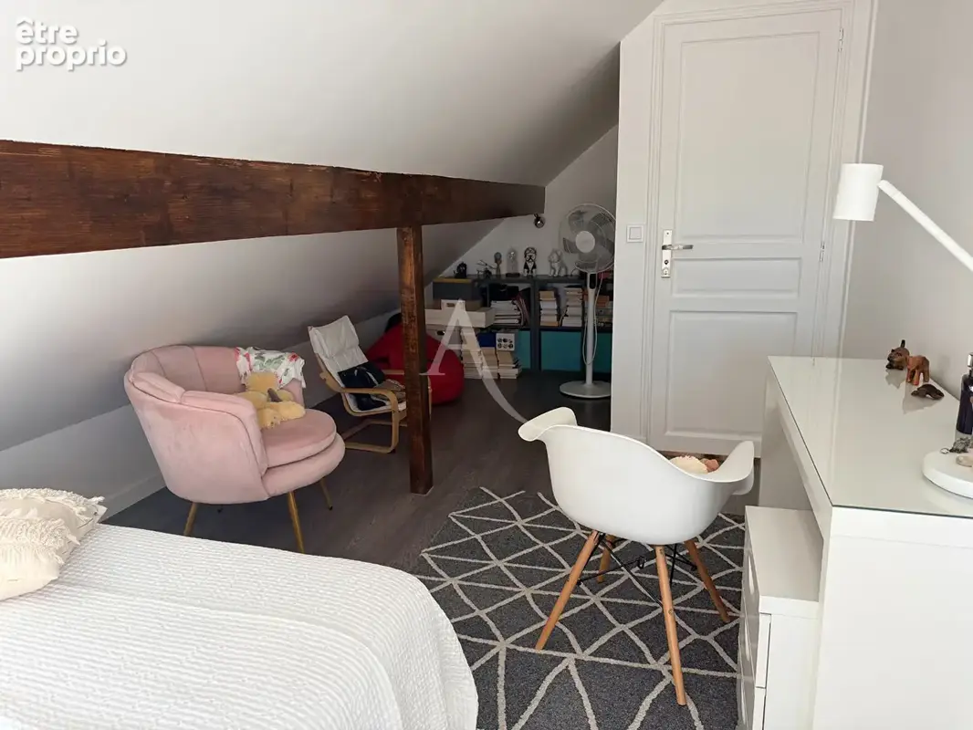 Maison Le Blanc Mesnil 5 pièce(s) 140 m2 Terrain 378m² - photo 13