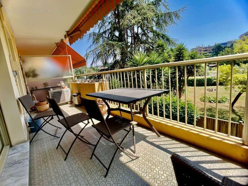 Appartement à CAGNES-SUR-MER