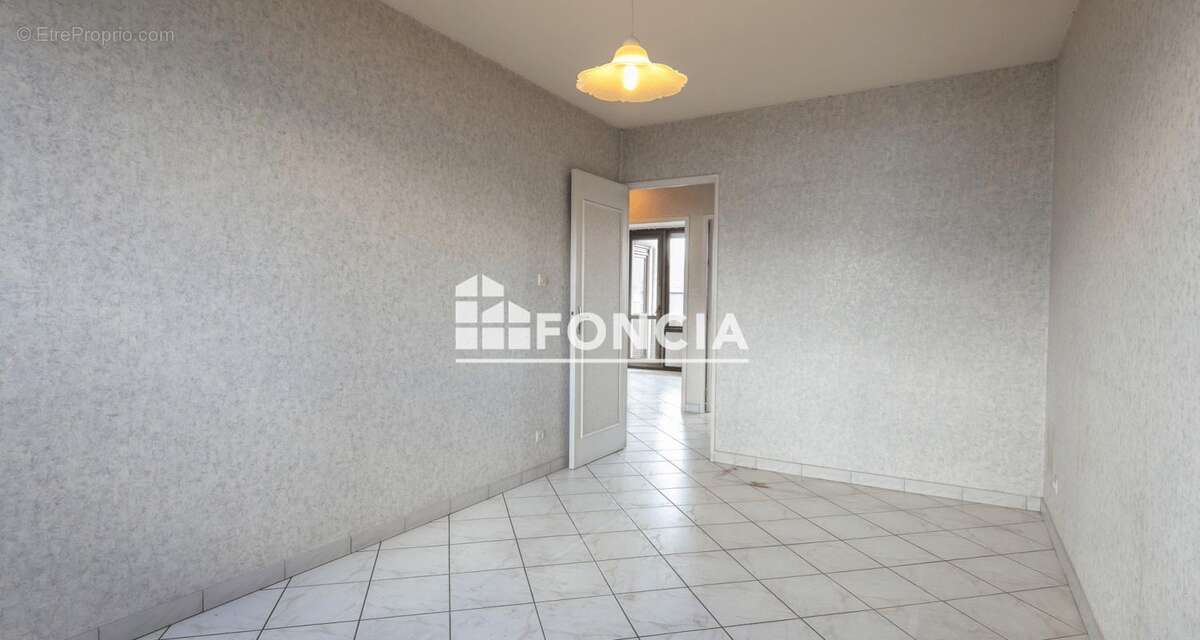Appartement à ECHIROLLES