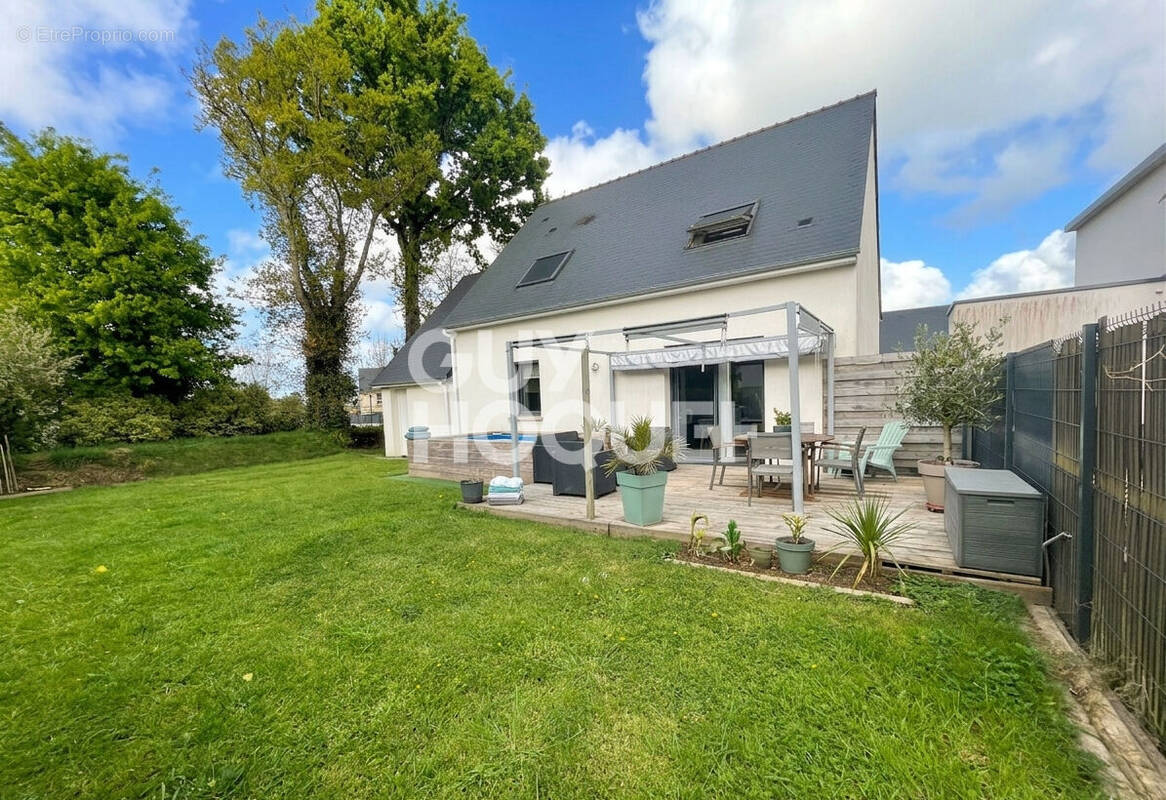 Maison à LOCMARIA-GRAND-CHAMP