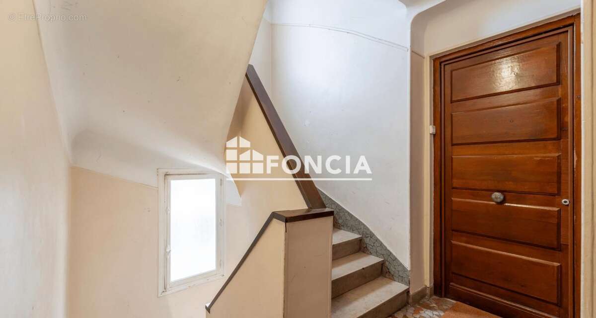 Appartement à COLOMBES