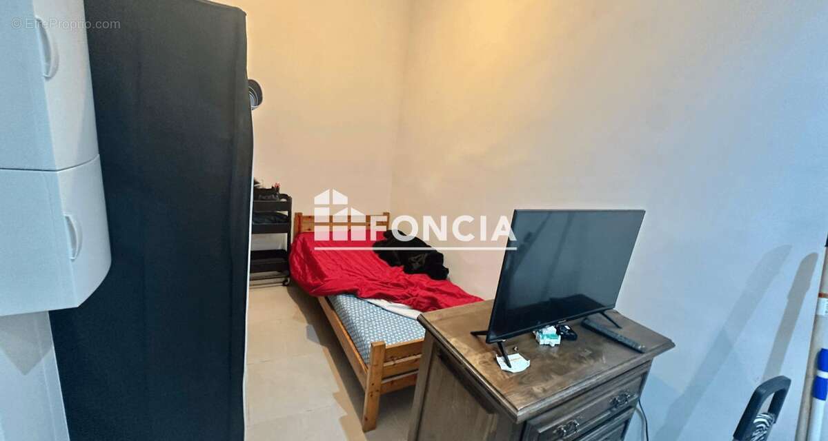 Appartement à MARSEILLE-1E