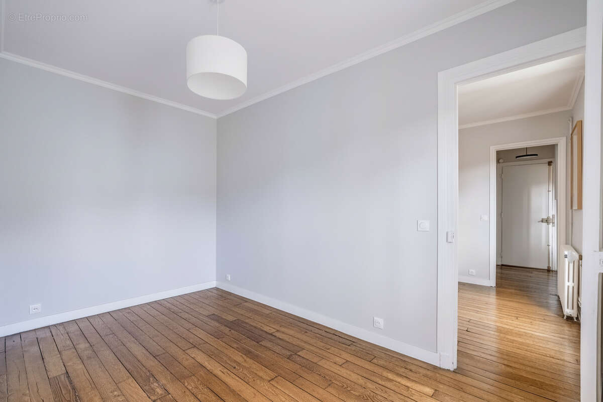 Appartement à PARIS-11E