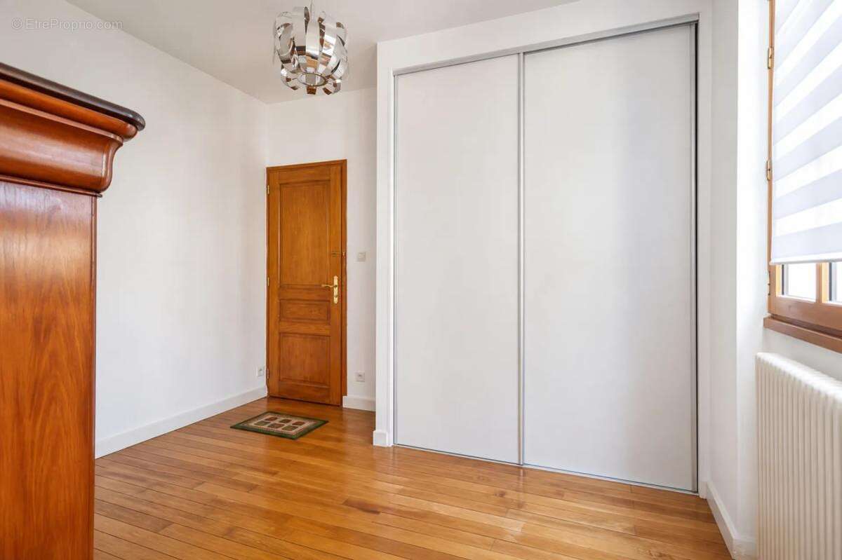 Appartement de 5 pièces de 117 m² à Paray-le-Monial - photo 7