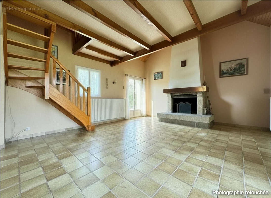 Maison à SAINT-THONAN