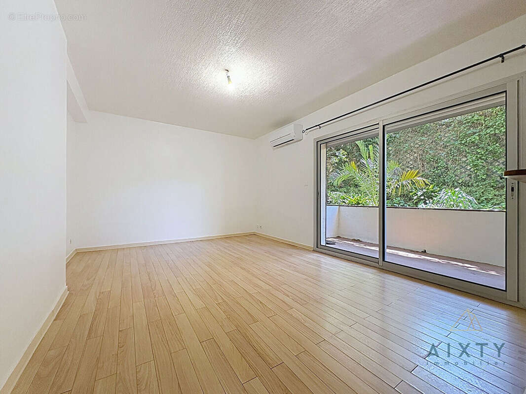 Appartement à MARSEILLE-7E