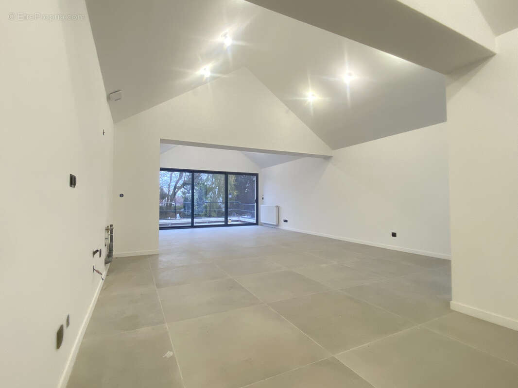 Maison à JOUARS-PONTCHARTRAIN