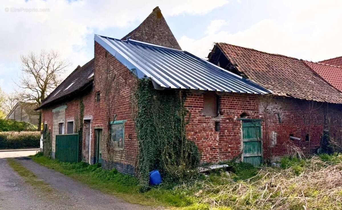 Maison à CAMPHIN-EN-PEVELE