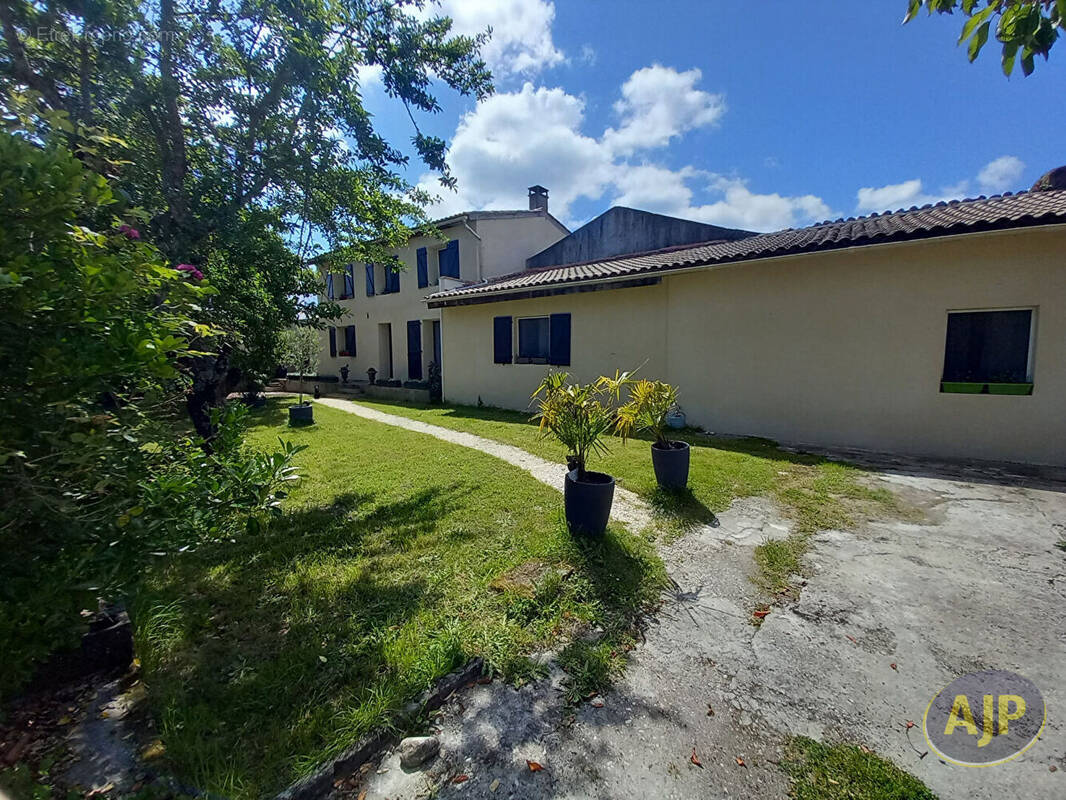 Maison à CIVRAC-EN-MEDOC