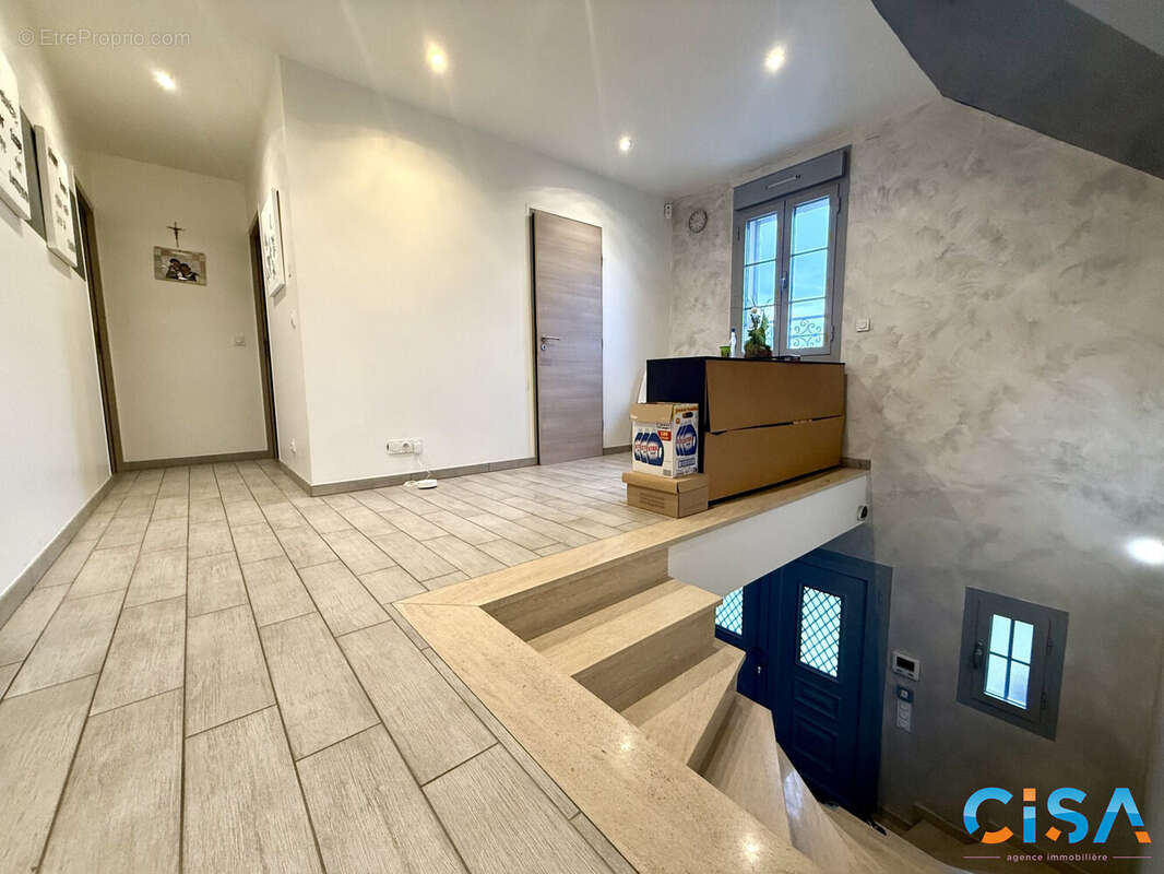 Maison à RONQUEROLLES