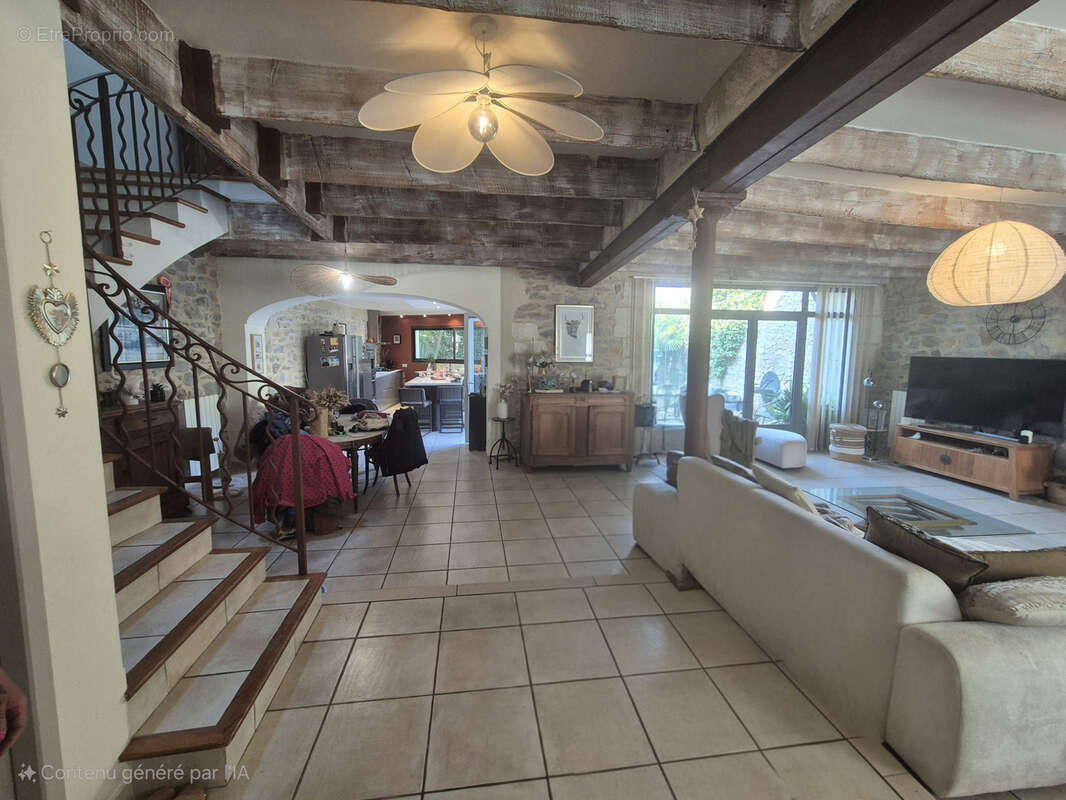 Maison à SAINT-LAURENT-D&#039;AIGOUZE