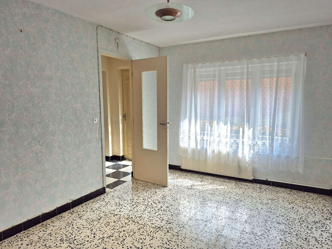 Maison à POIX-DU-NORD