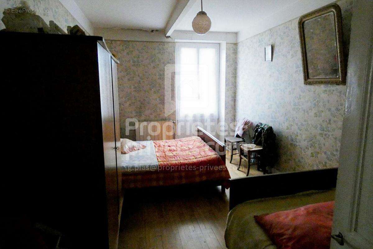 Maison à LABASTIDE-DU-VERT