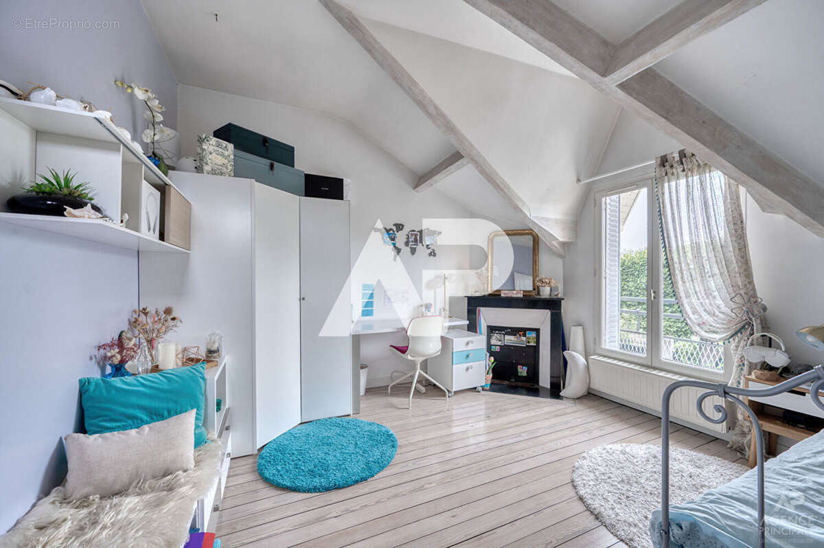 Maison à RUEIL-MALMAISON