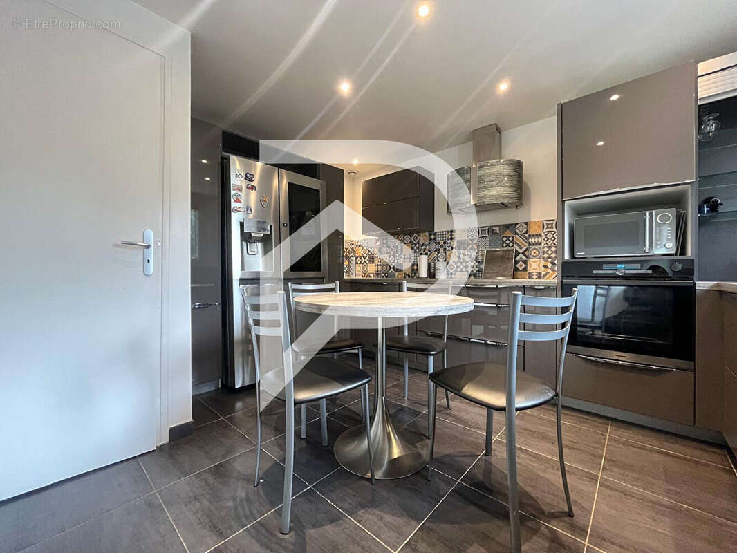 Maison à SAINT-VRAIN