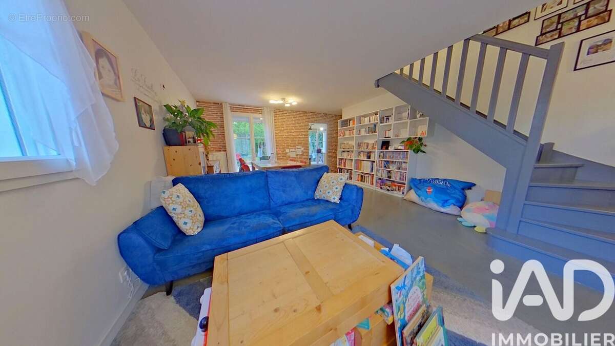 Photo 4 - Maison à LIEUSAINT