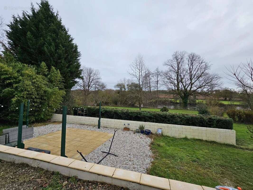 Maison à ANSAC-SUR-VIENNE