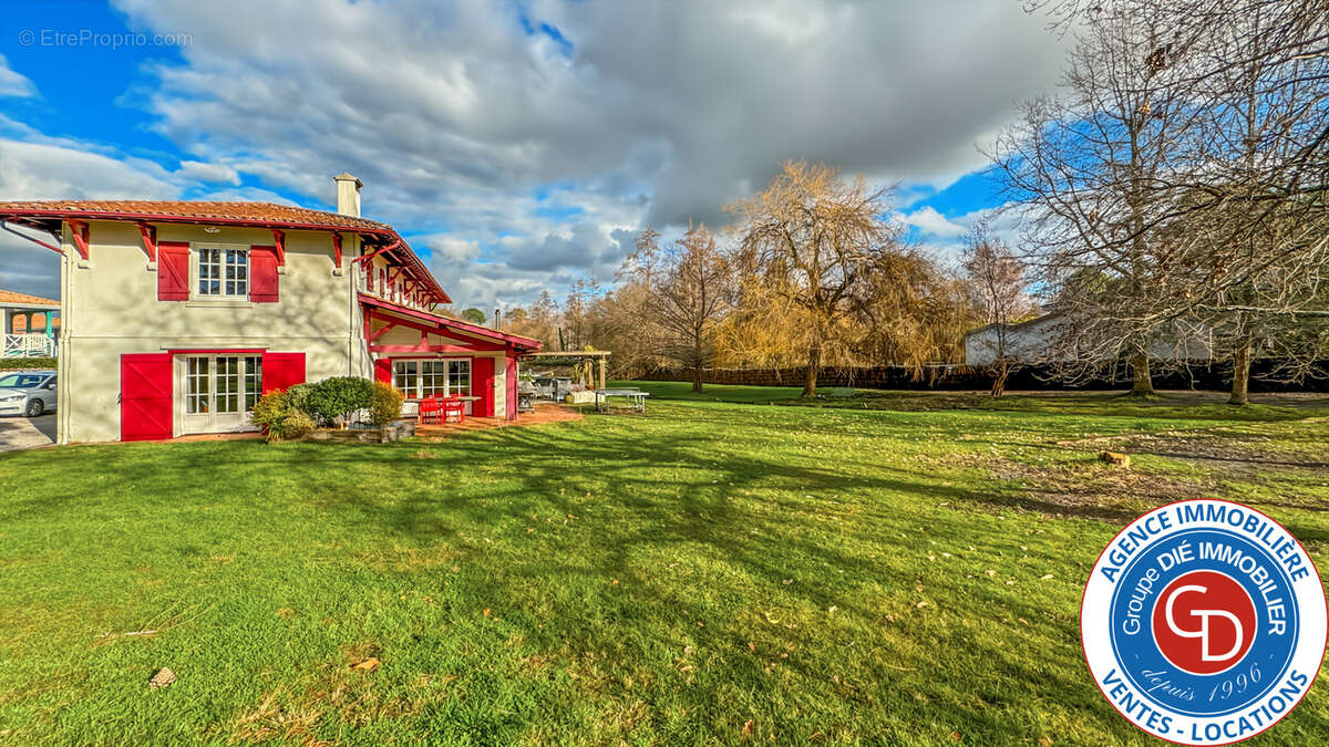 Magnifique propriété rénovée proche du lac - photo 20