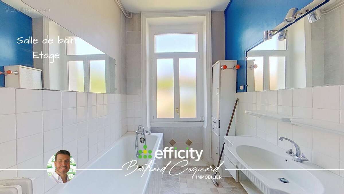 Maison 287 m² à Neronde  - photo 21
