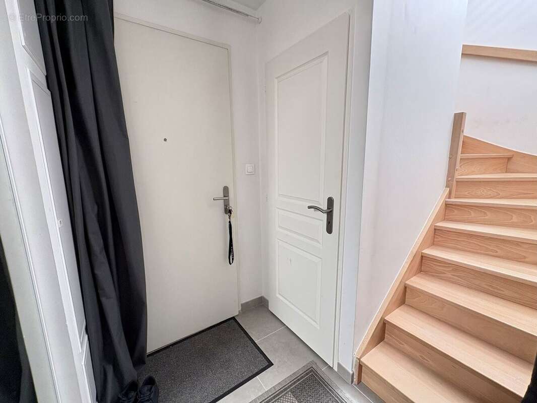 Appartement à BEZANNES