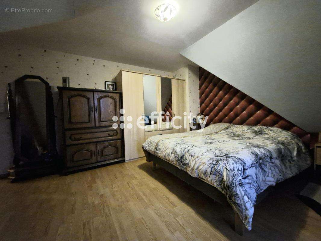 Maison 133 m² à Saint-Martin-En-Campagne  - photo 8